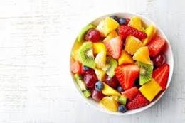 Salada de frutas na tigela